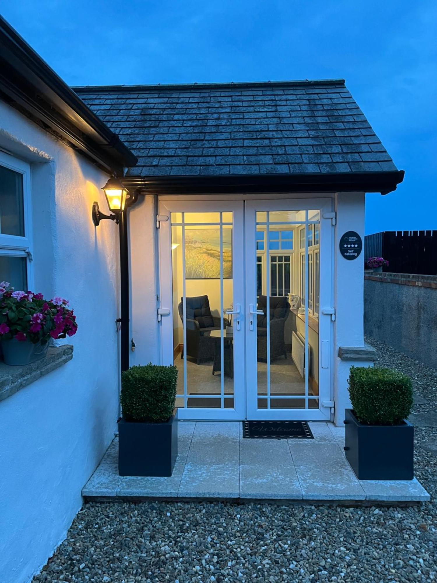 The Cottage At Ashbrook - Charming Country Cottage Near Belfast Extérieur photo